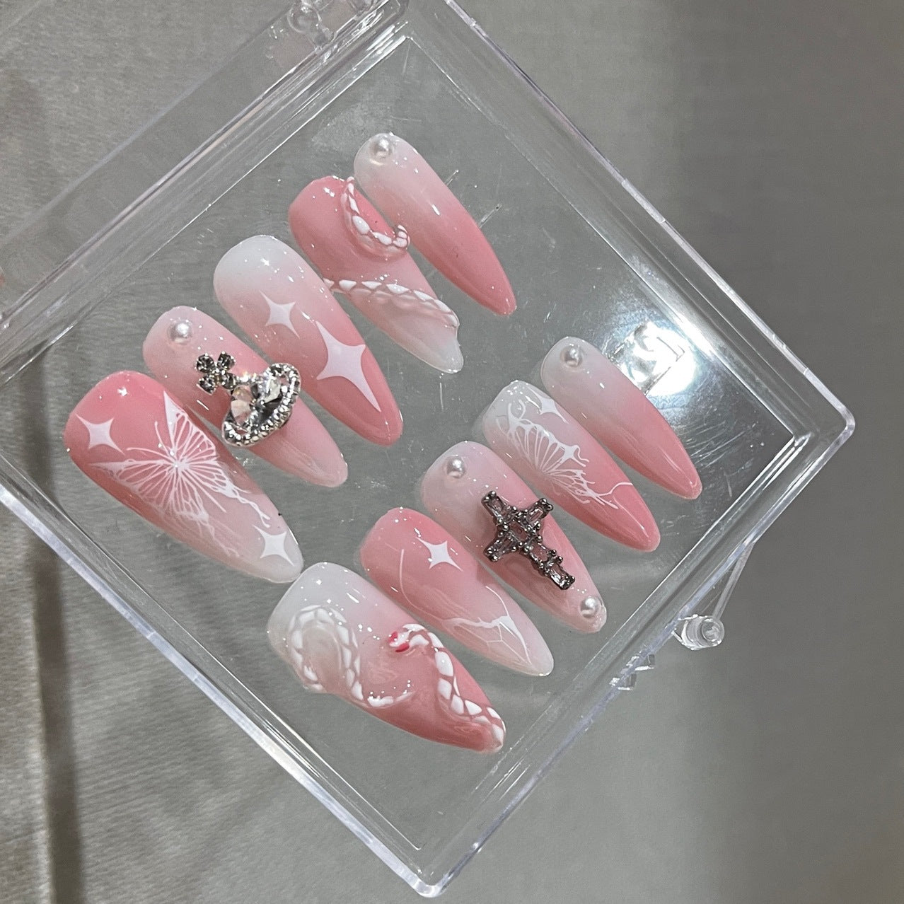 TEN PIECES OF HANDCRAFTED PRESS ON NAIL