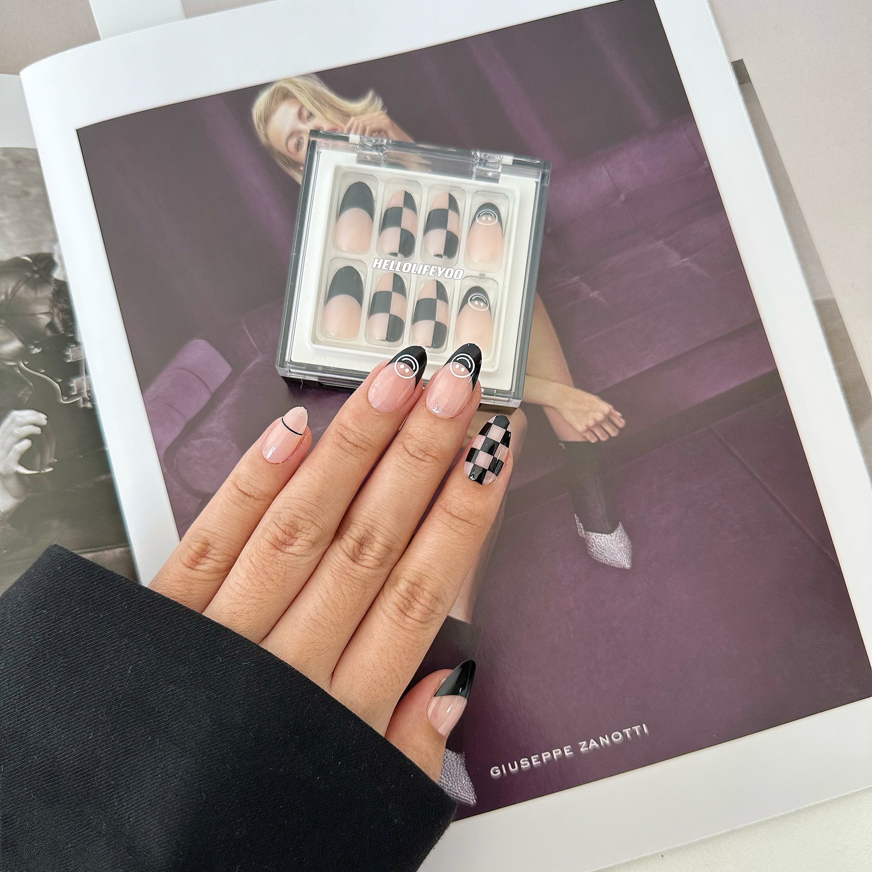 CHECKMATE (EXCLUSIVE) - 28 PCS