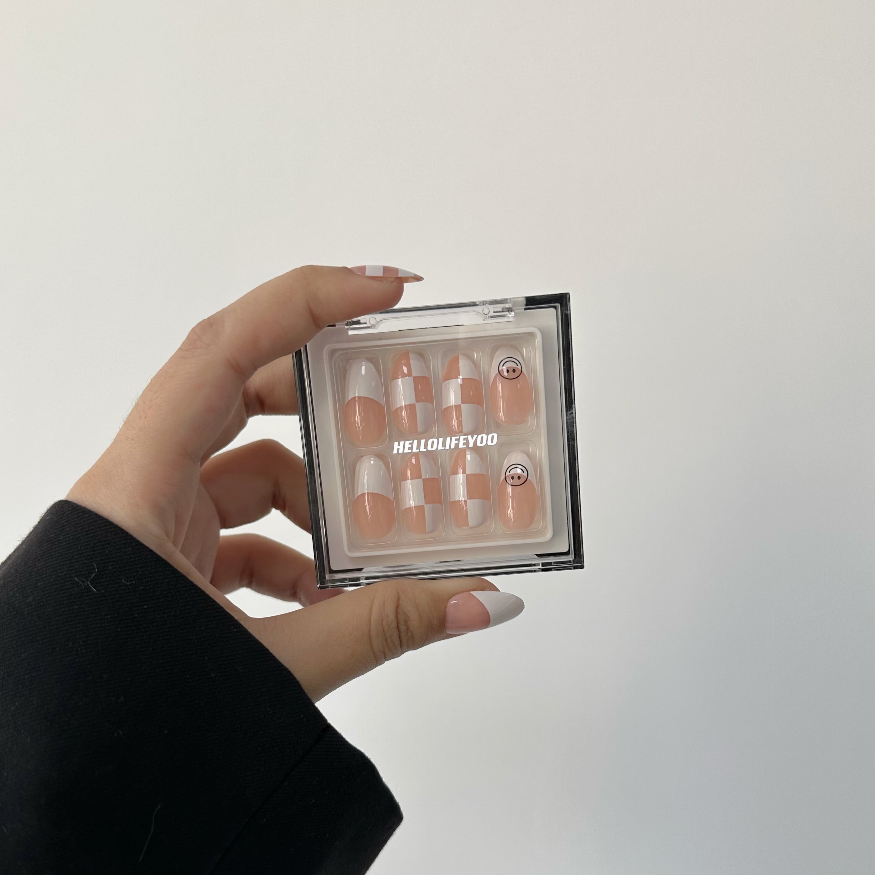 CHECKMATE (EXCLUSIVE) - 28 PCS