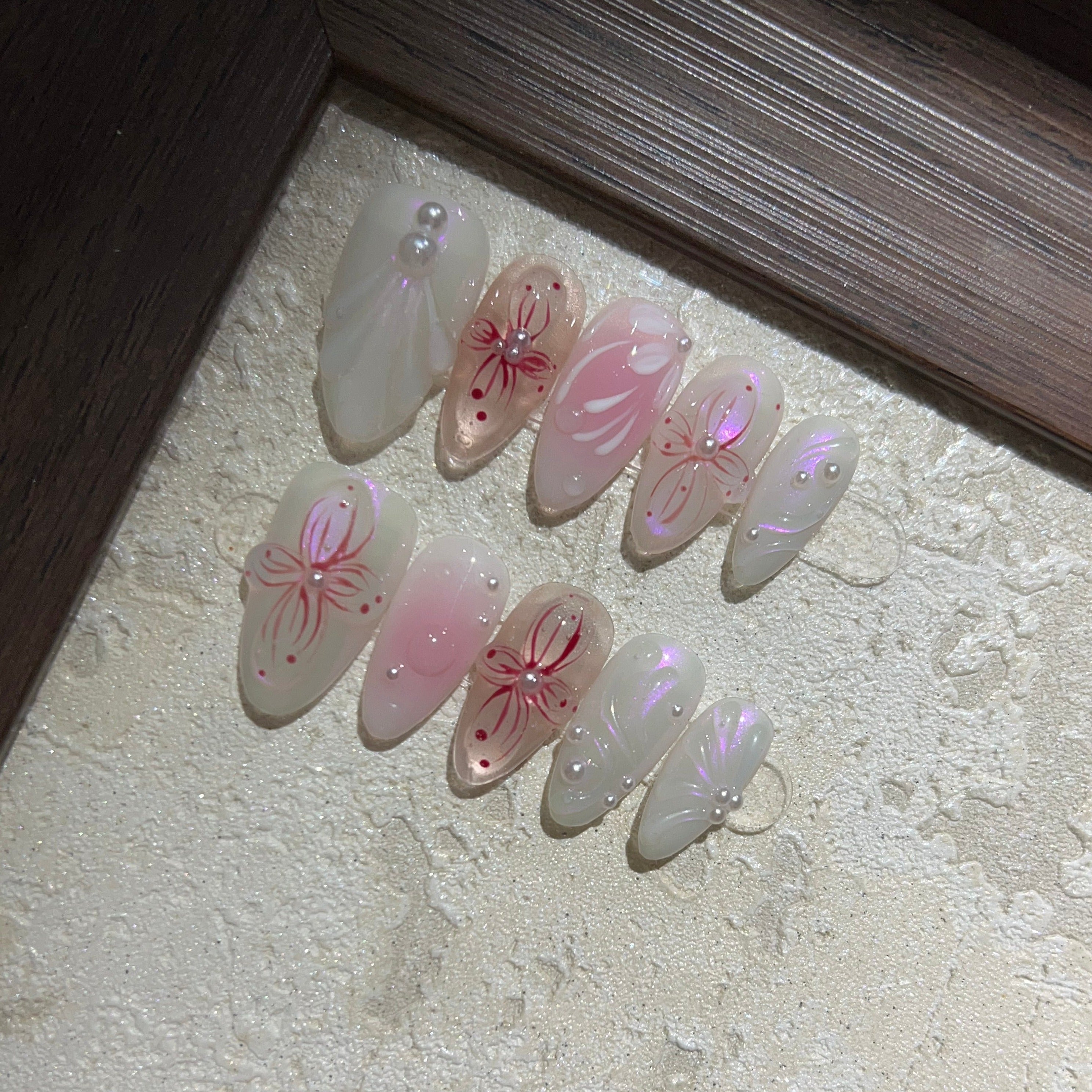 SPRING-TEN PIECES OF HANDCRAFTED PRESS ON NAIL