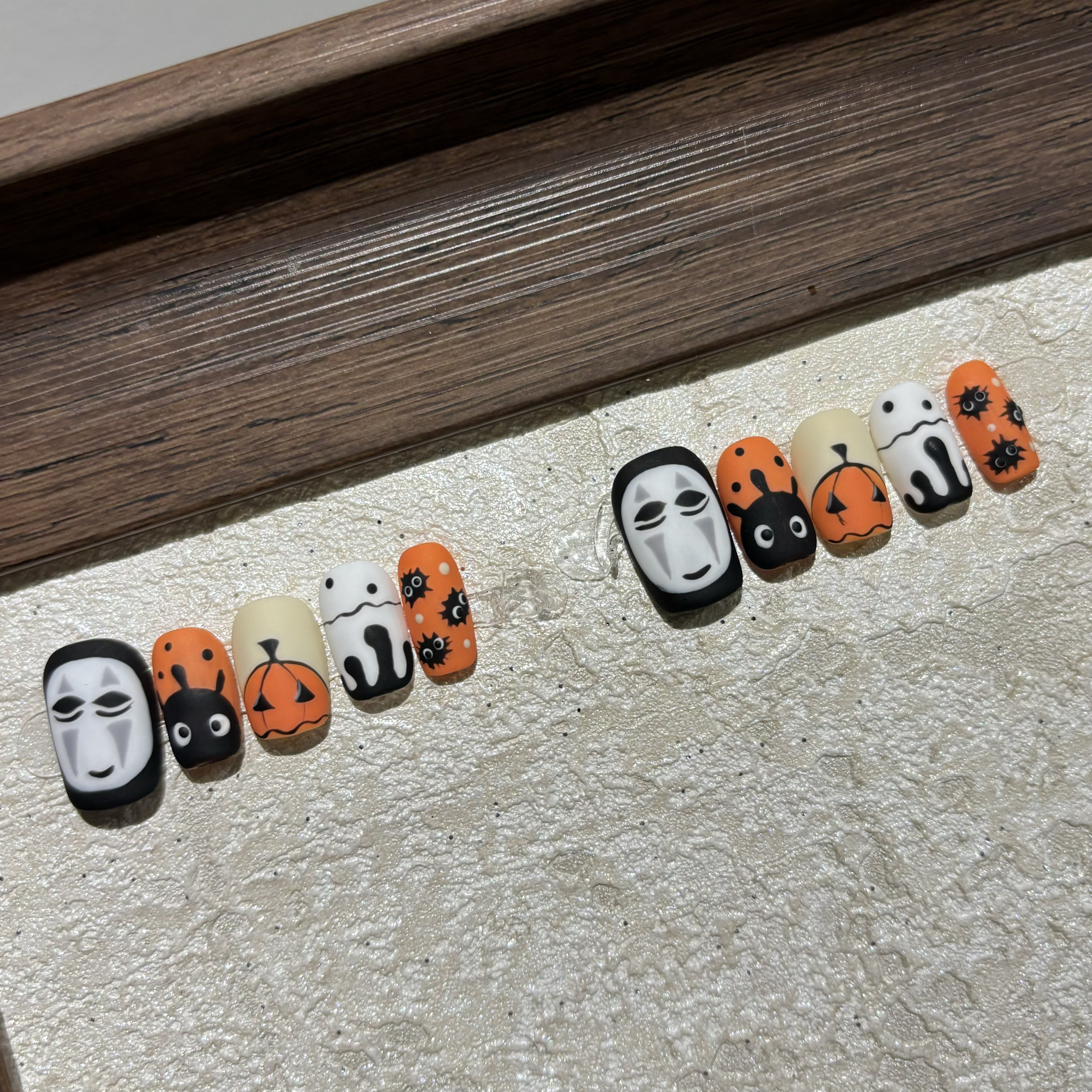 [HALLOWEEN] PUMPKIN GHOST -TEN PIECES OF HANDCRAFTED PRESS ON NAIL