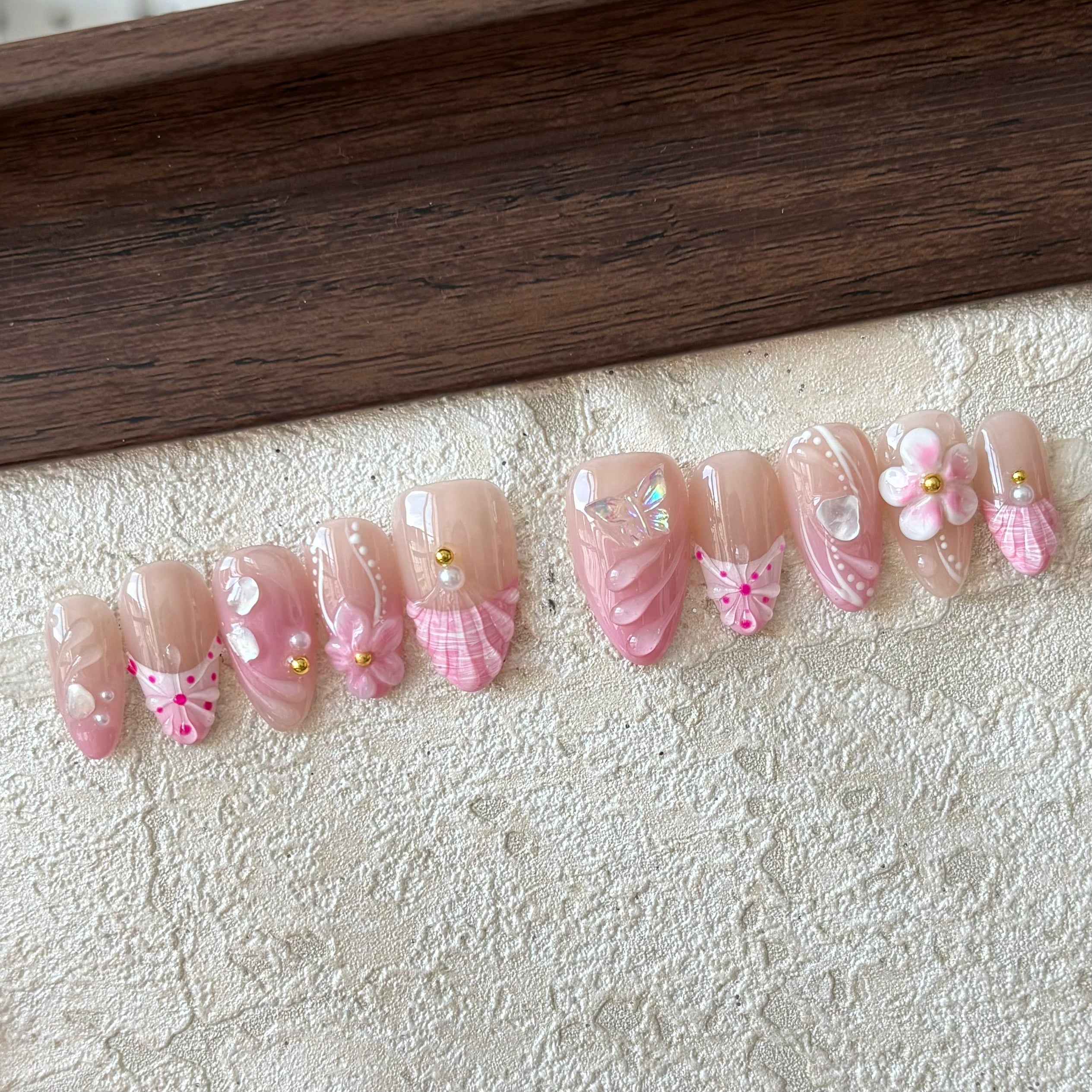 SUGAR RUSH-TEN PIECES OF HANDCRAFTED PRESS ON NAIL