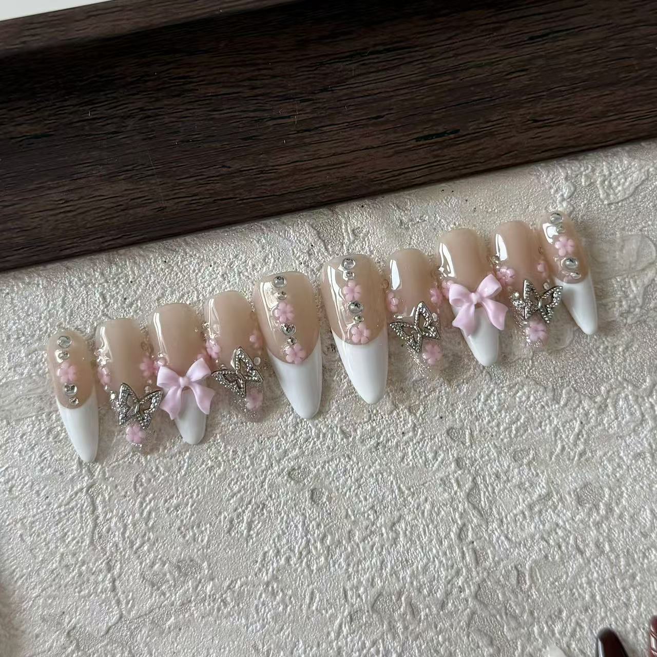 3D ALMOND-TEN PIECES OF HANDCRAFTED PRESS ON NAIL