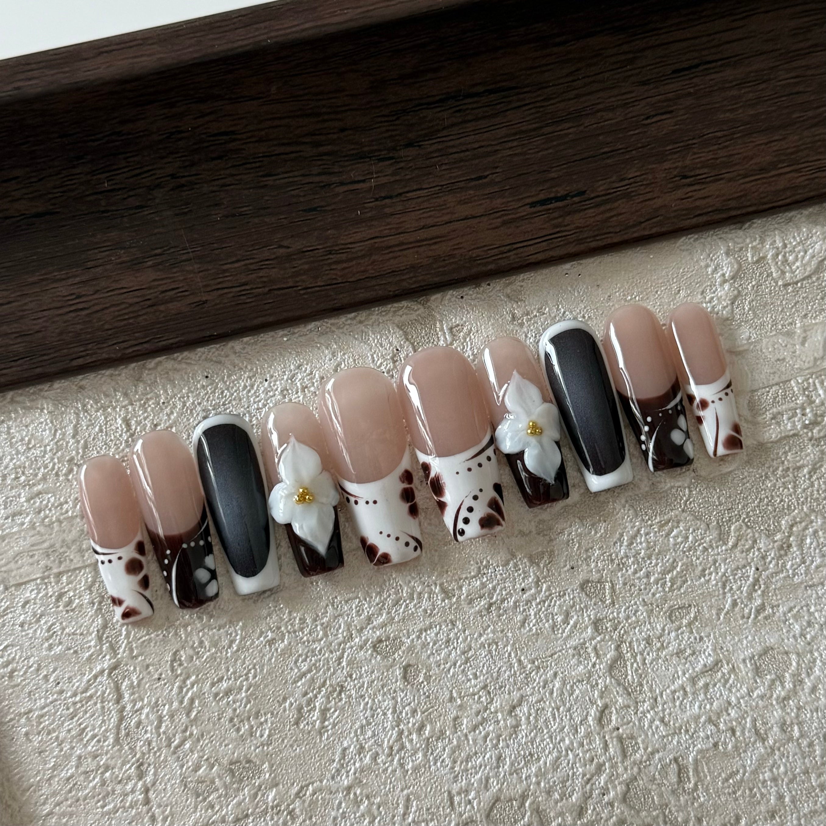 3D FLOWER-TEN PIECES OF HANDCRAFTED PRESS ON NAIL