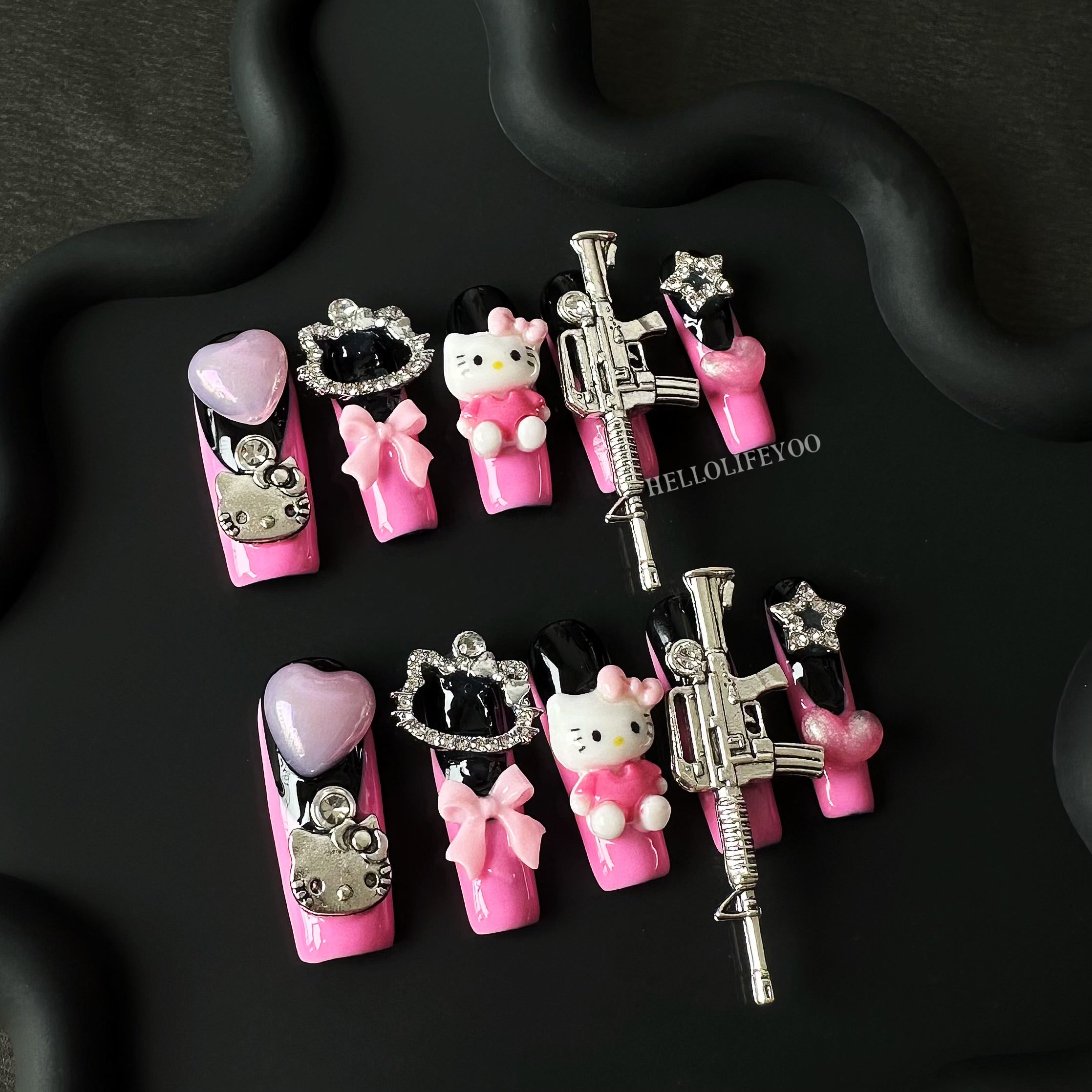 SANIO Y2K HELLO KITTY-TEN PIECES OF HANDCRAFTED PRESS ON NAIL