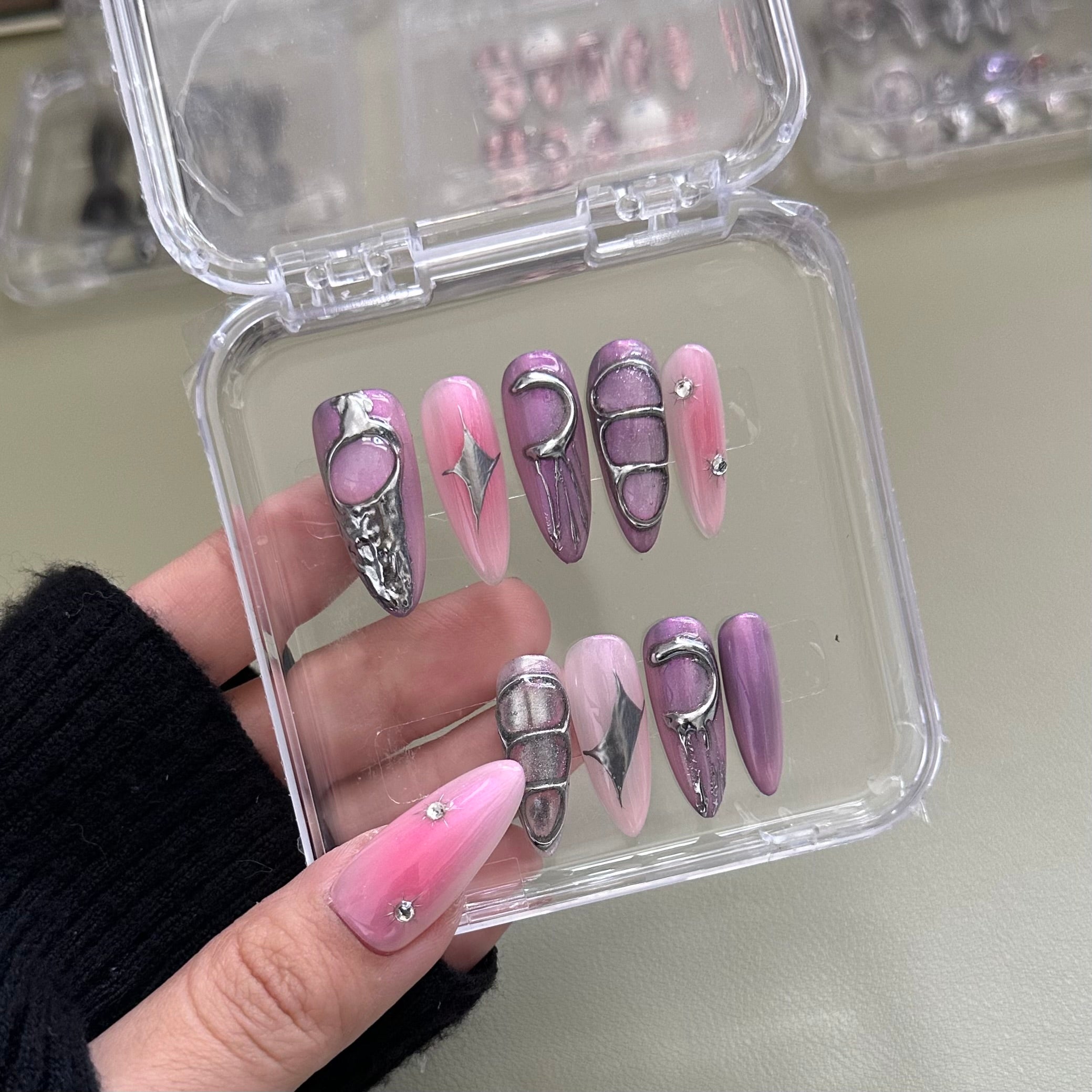 PINK PLANET-TEN PIECES OF HANDCRAFTED PRESS ON NAIL