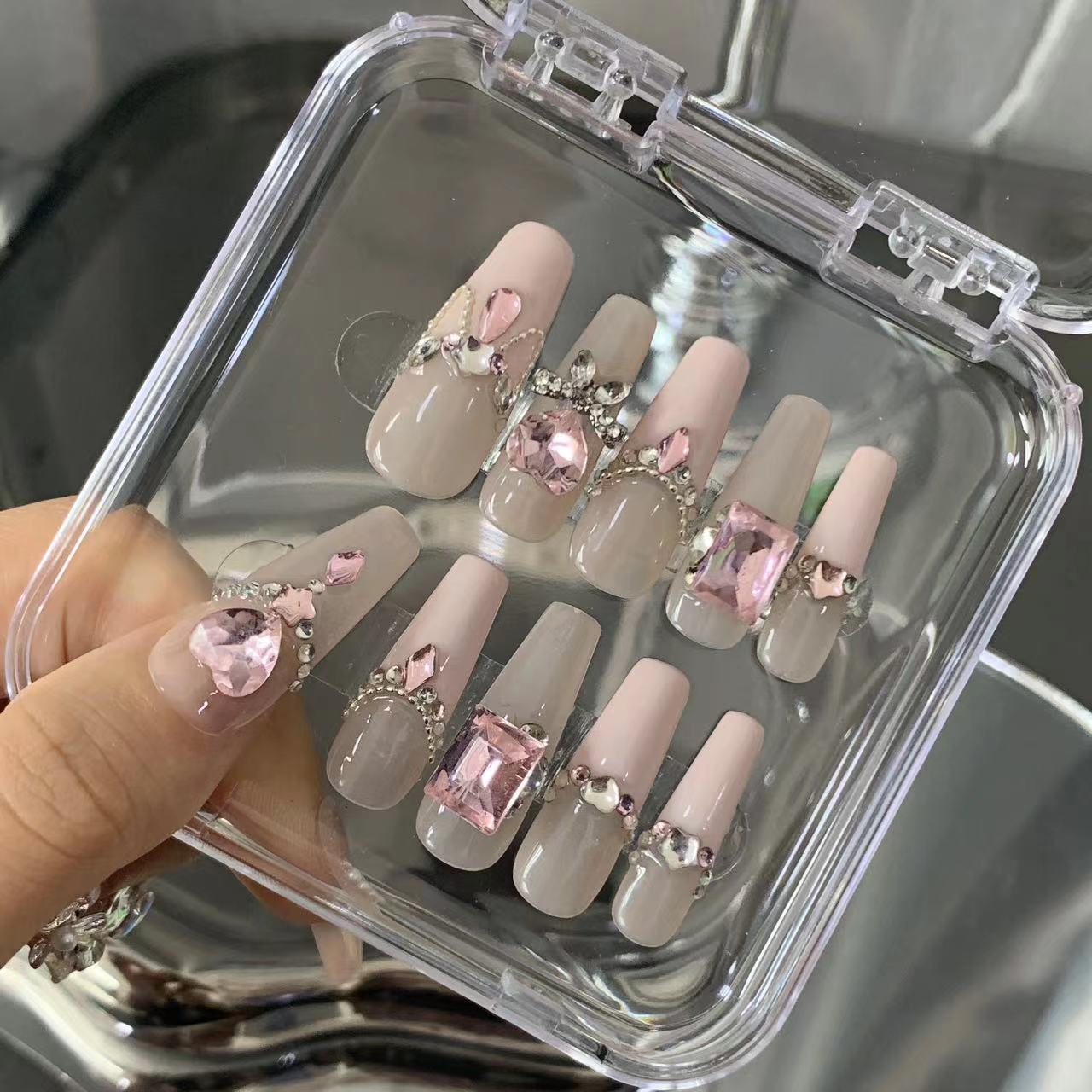 LOVE BUBBLES-TEN PIECES OF HANDCRAFTED PRESS ON NAIL