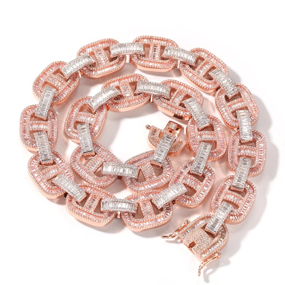 Luxe Two-Tone G Link Baguette Chain